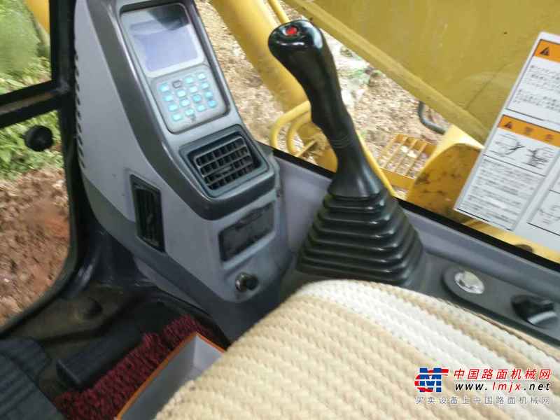 江西出售转让二手10000小时2006年小松PC200挖掘机