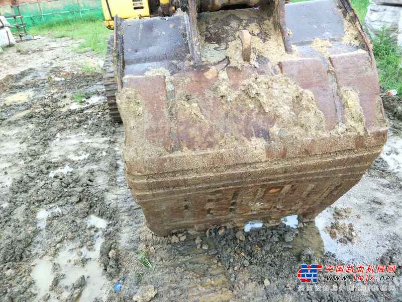 江西出售转让二手14700小时2006年住友SH200A3挖掘机