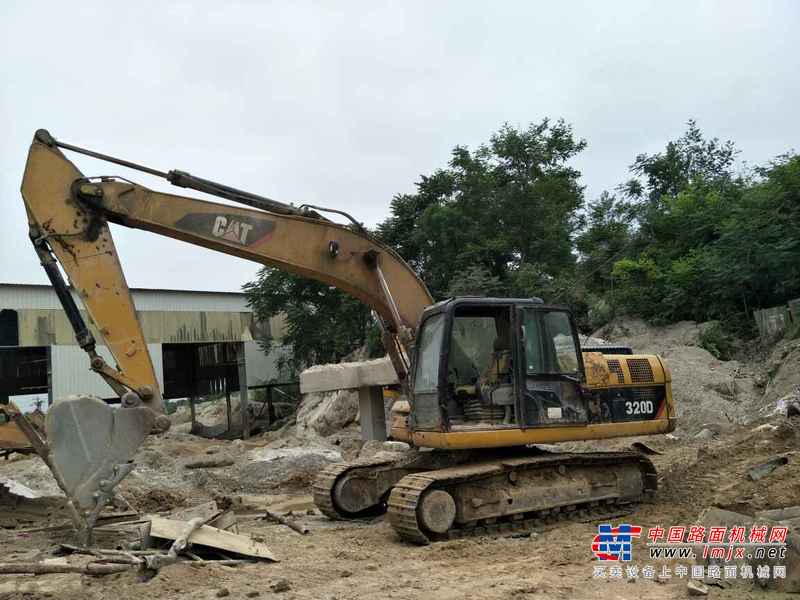 湖北出售转让二手21634小时2009年卡特彼勒320D挖掘机