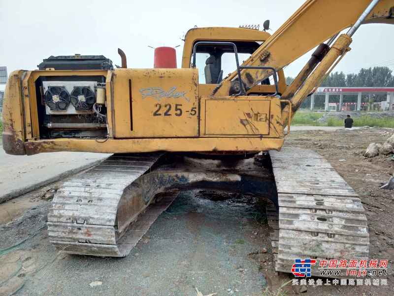河南出售转让二手12000小时2004年现代R200挖掘机