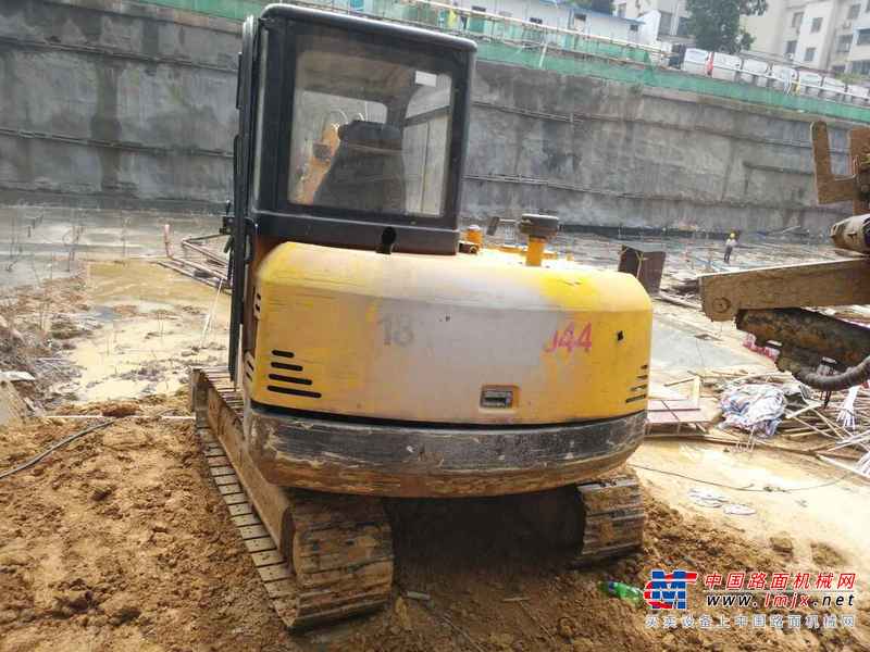 河南出售转让二手5260小时2013年福田雷沃FR60V8挖掘机