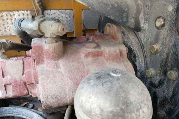 河南出售转让二手5260小时2013年福田雷沃FR60V8挖掘机