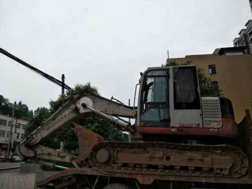 四川出售转让二手8542小时2011年竹内TB1135C挖掘机