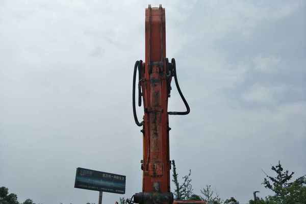 重庆出售转让二手5600小时2010年斗山DH225LC挖掘机