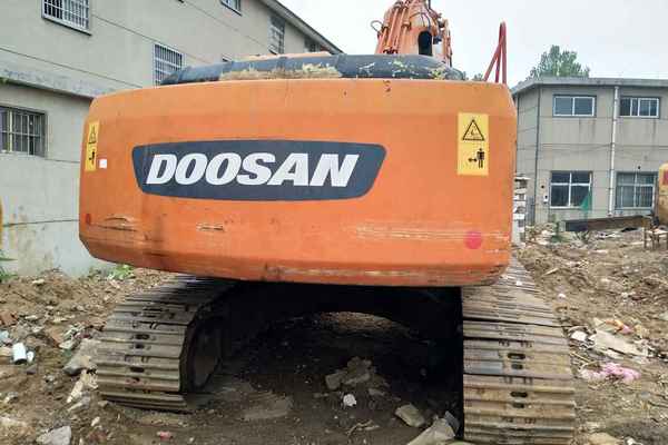 山东出售转让二手9000小时2009年斗山DH220LC挖掘机