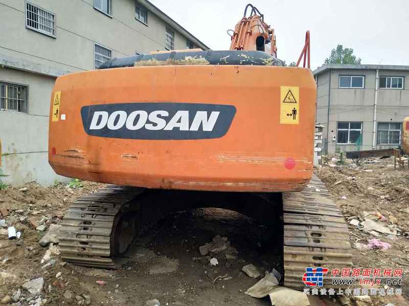 山东出售转让二手9000小时2009年斗山DH220LC挖掘机