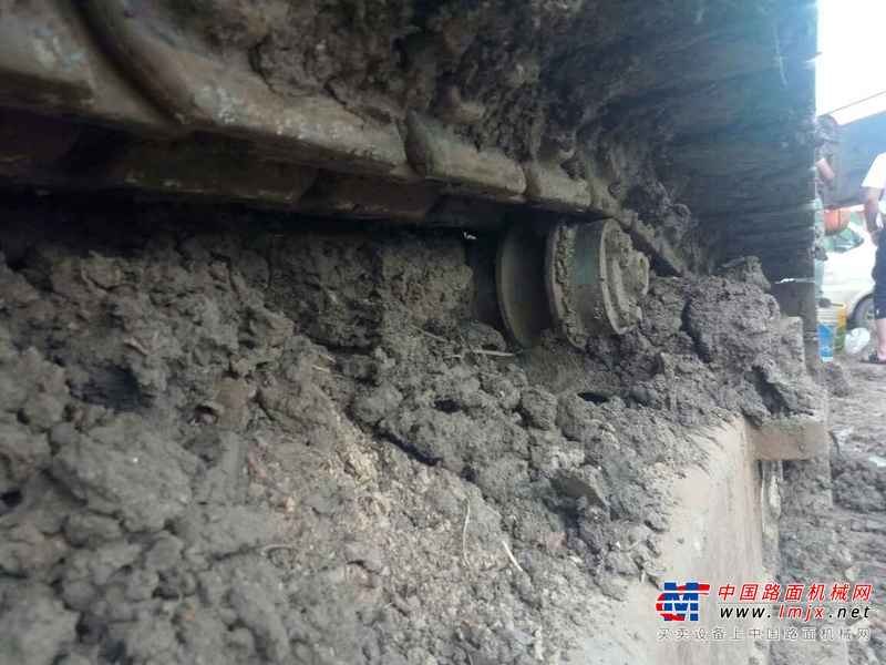 黑龙江出售转让二手8100小时2010年斗山DH215挖掘机