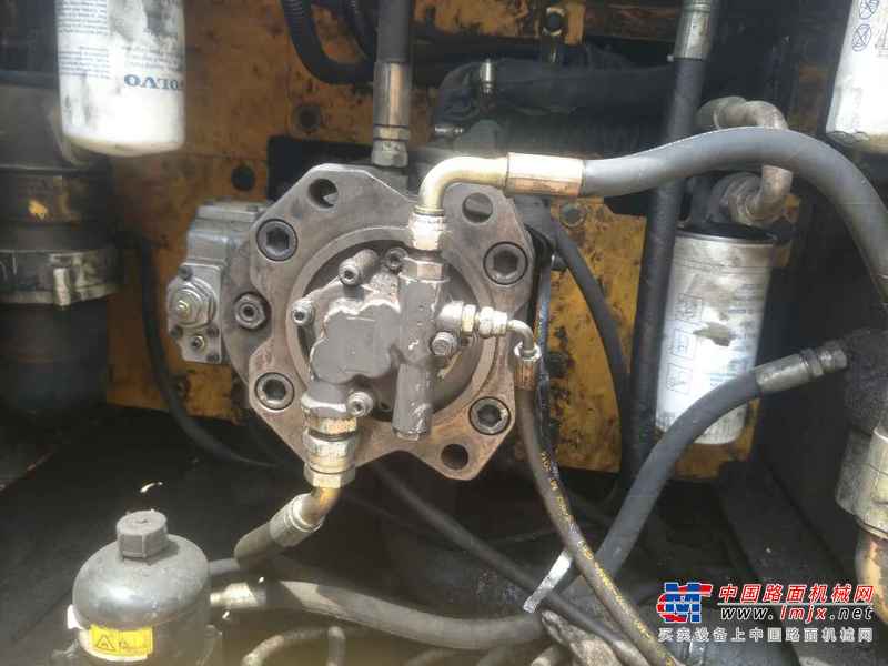 贵州出售转让二手5000小时2011年沃尔沃EC210B挖掘机