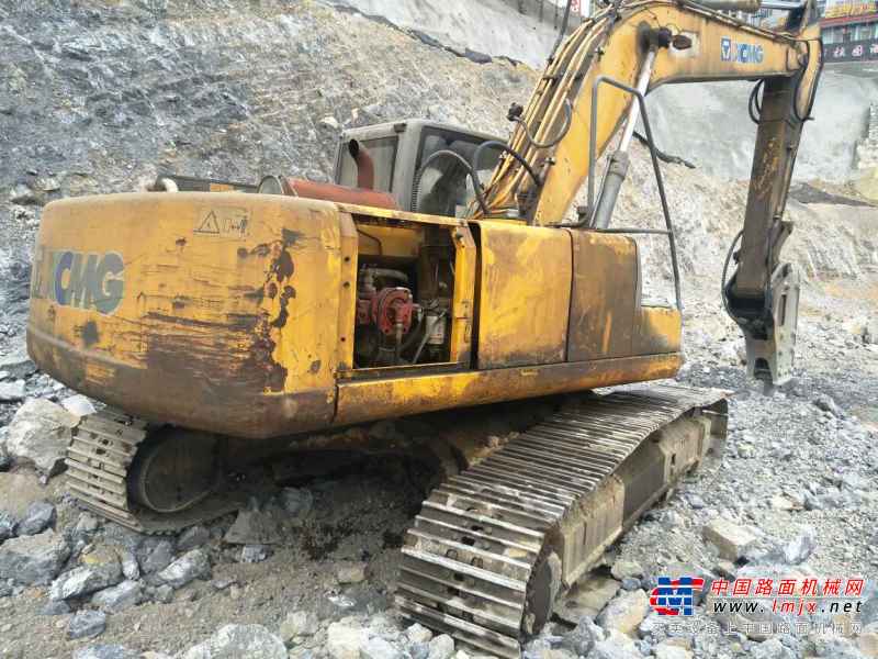 贵州出售转让二手6000小时2011年徐工XE260C挖掘机