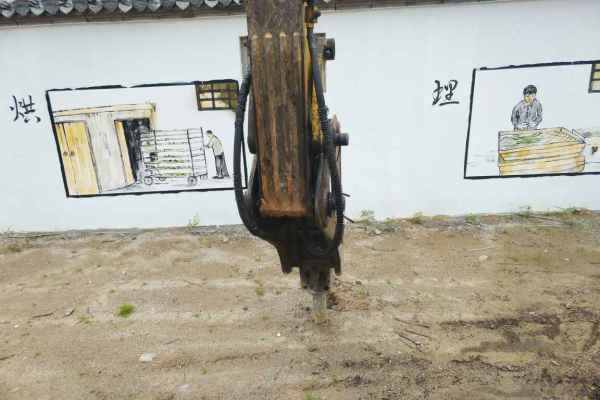 安徽出售转让二手12000小时2012年玉柴YC135挖掘机