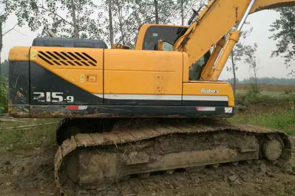 安徽出售转让二手7000小时2013年现代R215挖掘机