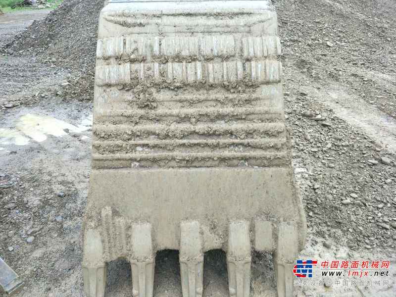 甘肃出售转让二手8000小时2011年日立ZX250H挖掘机