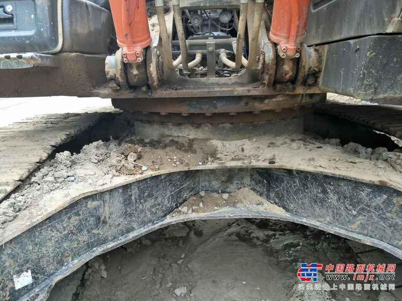 甘肃出售转让二手8000小时2011年日立ZX250H挖掘机