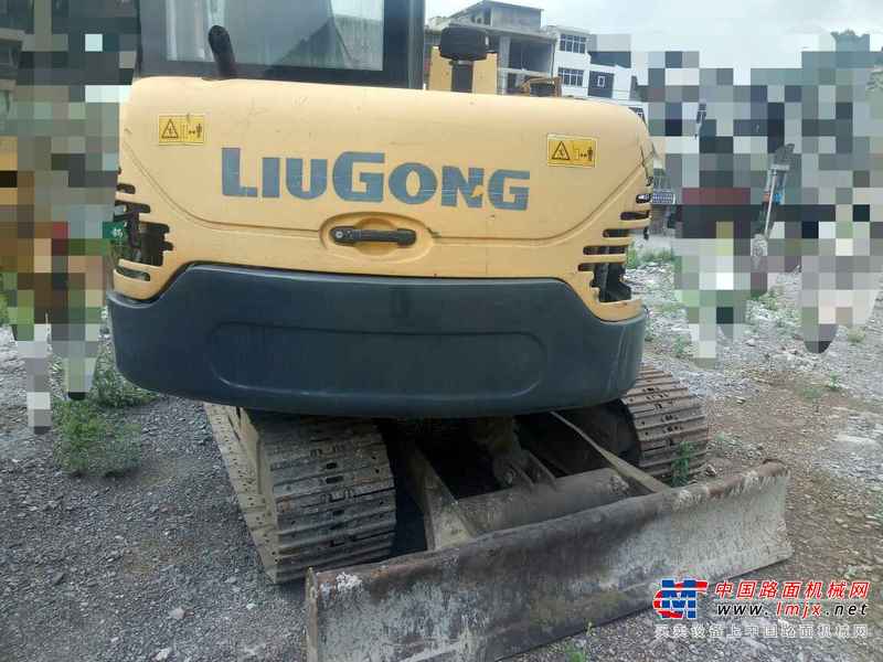 贵州出售转让二手9000小时2011年柳工CLG906C挖掘机