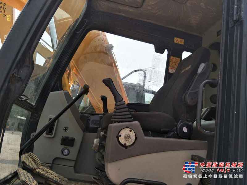 重庆出售转让二手3400小时2012年现代R110挖掘机