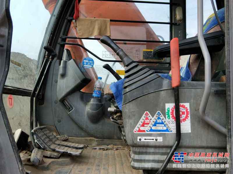 山西出售转让二手12000小时2007年日立EX230挖掘机