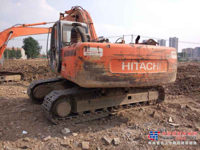 山东出售转让二手22000小时2003年日立EX200挖掘机