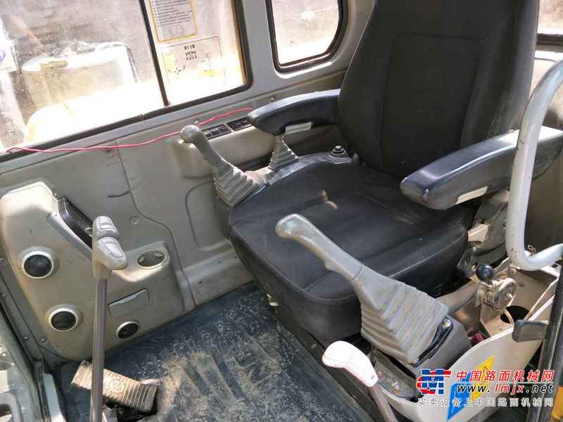 河南出售转让二手8000小时2011年临工LG665挖掘机