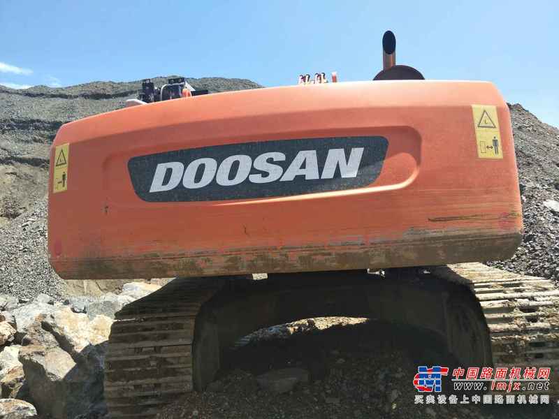 河北出售转让二手5200小时2011年斗山DH300LC挖掘机