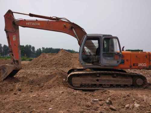 山东出售转让二手14000小时2003年日立EX200挖掘机