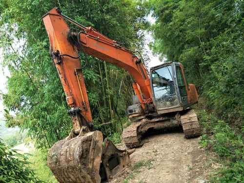 四川出售转让二手9000小时2011年日立EX120挖掘机