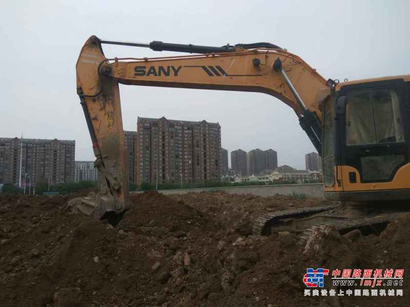 安徽出售转让二手8000小时2013年三一重工SY215C挖掘机