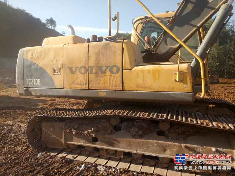 贵州出售转让二手11681小时2009年沃尔沃EC210B挖掘机