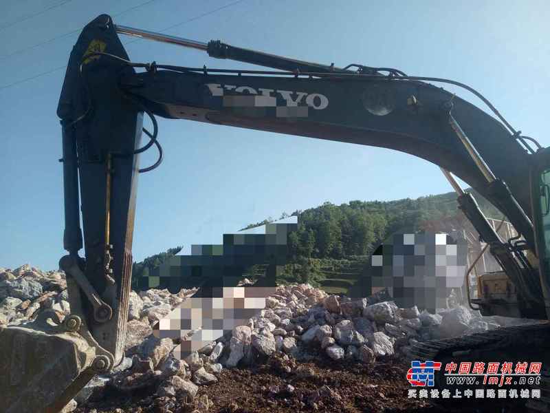 贵州出售转让二手11681小时2009年沃尔沃EC210B挖掘机