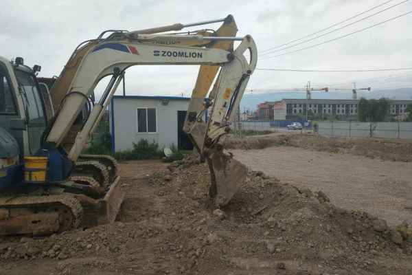 云南出售转让二手2800小时2013年中联重科ZE60E挖掘机