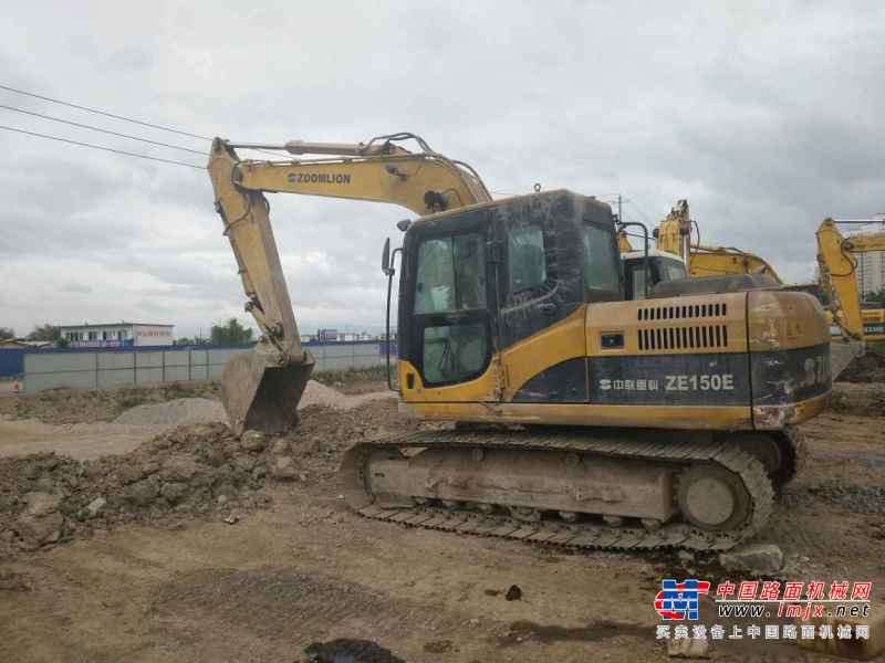 云南出售转让二手3000小时2013年中联重科ZE150E挖掘机