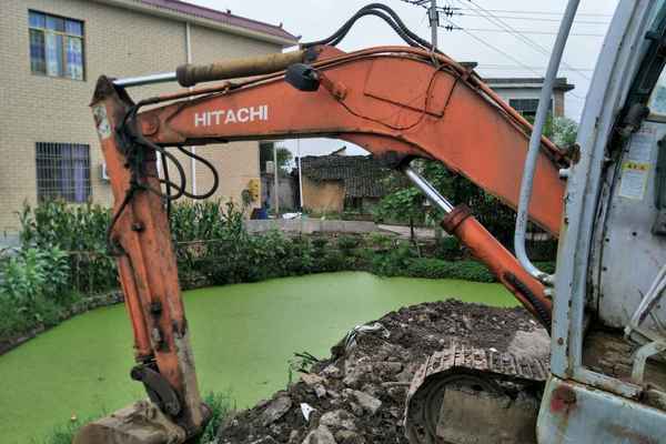 四川出售转让二手15000小时2003年日立EX70LCK挖掘机