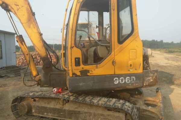 山东出售转让二手8000小时2011年山重建机JCM906D挖掘机
