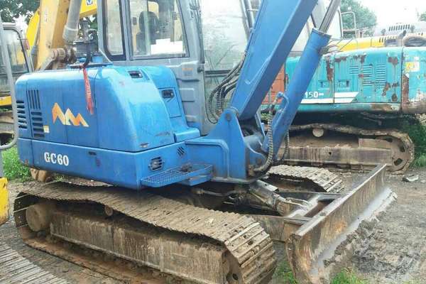 河北出售转让二手6000小时2010年山重建机GC60挖掘机