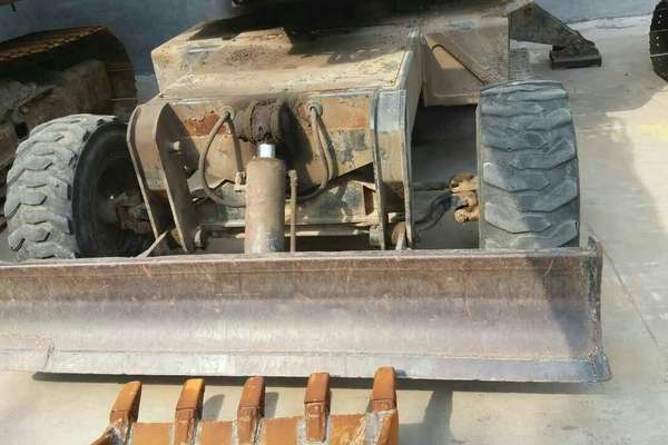 河北出售转让二手11000小时2011年犀牛重工XNW51360挖掘机