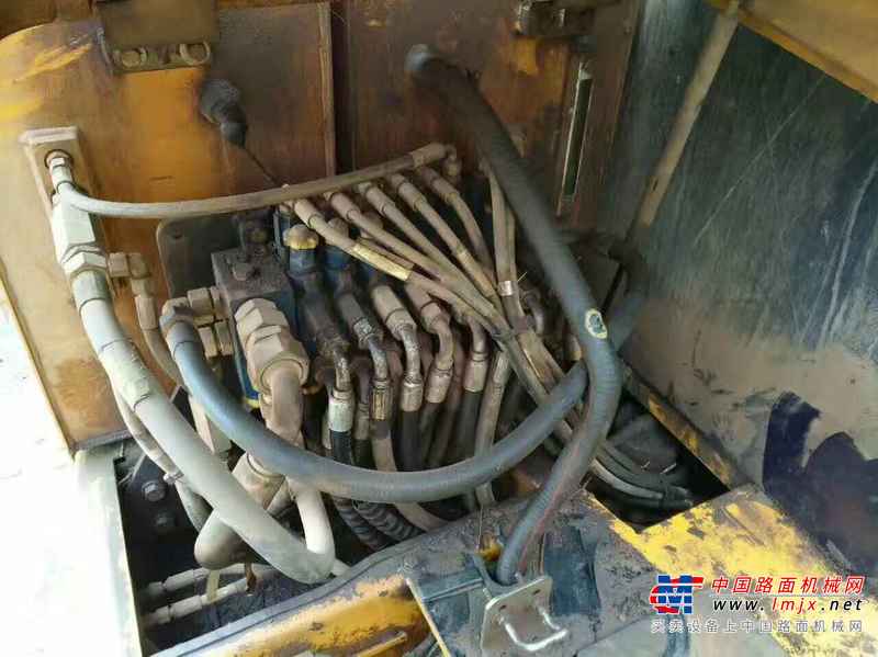 河南出售转让二手6500小时2012年福田雷沃FR65V8挖掘机
