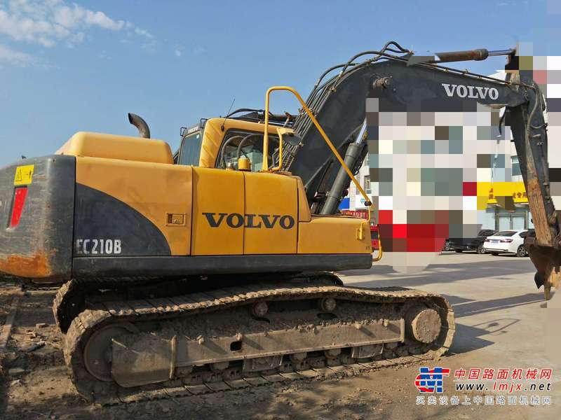 山西出售转让二手8000小时2011年沃尔沃EC210BLC挖掘机