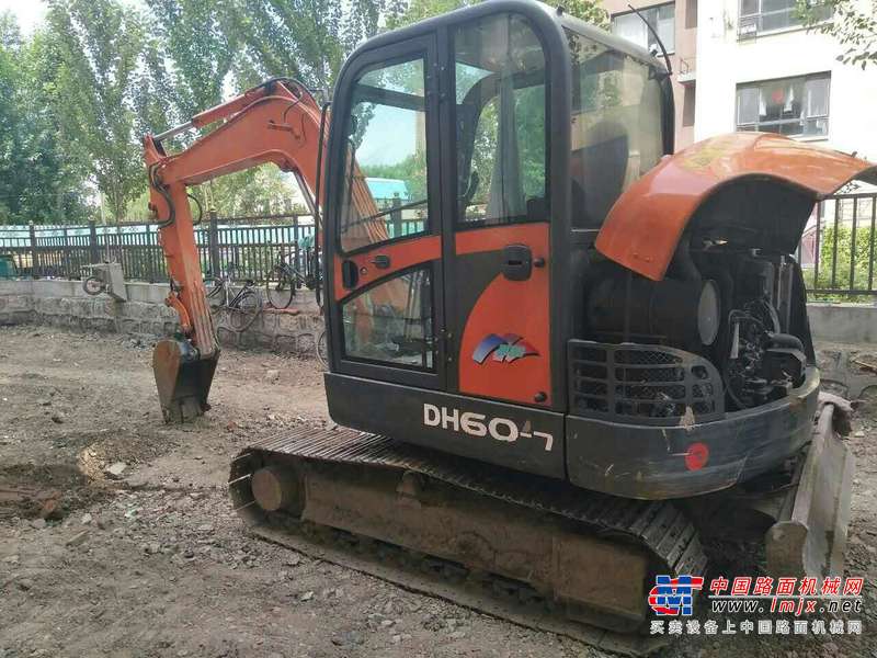 吉林出售转让二手2600小时2014年斗山DH60挖掘机