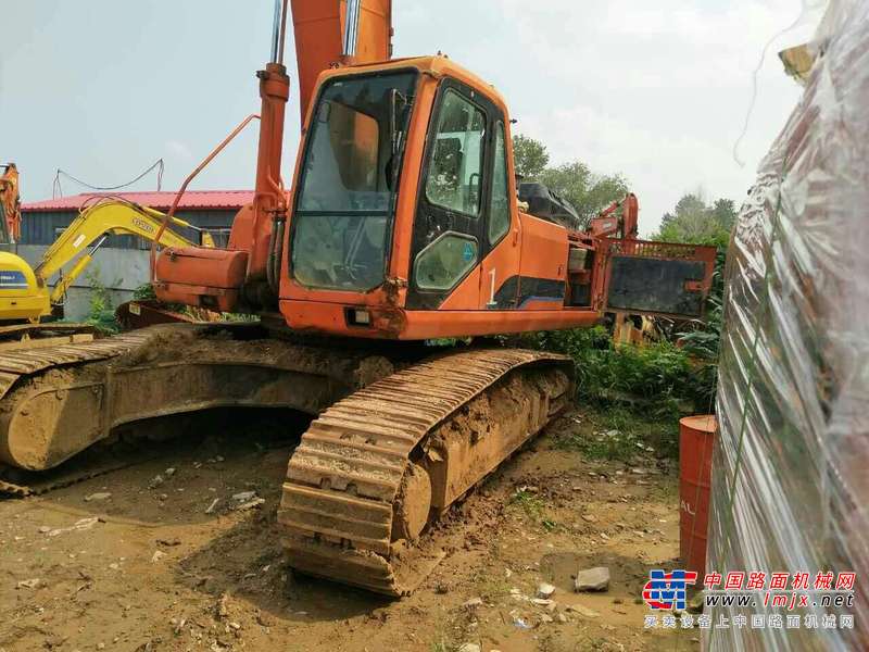 山东出售转让二手8000小时2011年斗山DH370LC挖掘机
