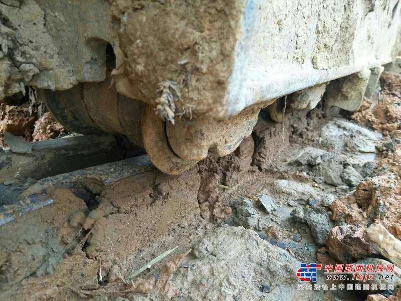 江西出售转让二手7500小时2010年日立EX70挖掘机