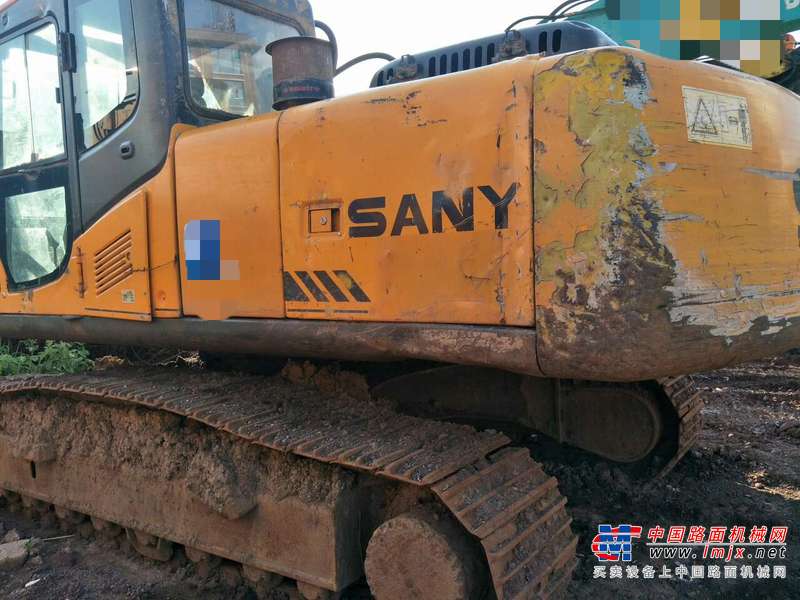 云南出售转让二手8956小时2009年三一重工SY215C挖掘机