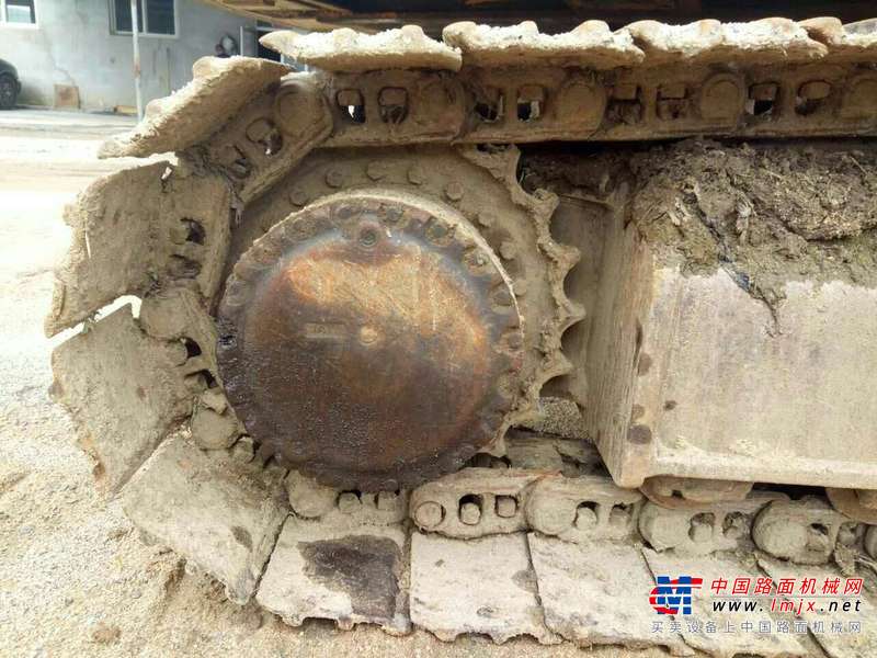 山东出售转让二手13000小时2005年现代R220LC挖掘机