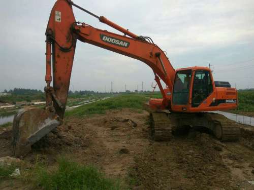 安徽出售转让二手5800小时2012年斗山DH225LC挖掘机