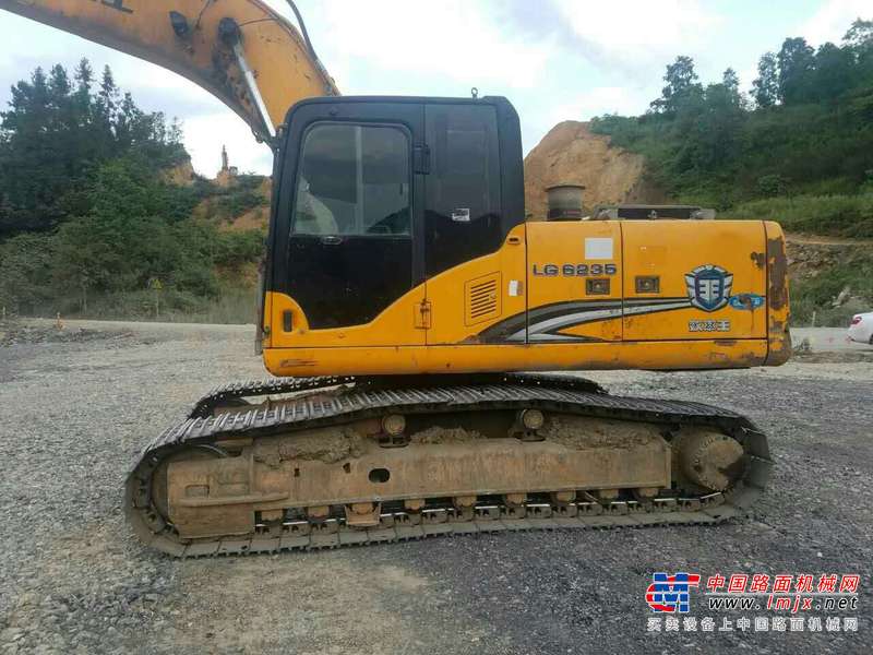 贵州出售转让二手9100小时2012年龙工LG6235挖掘机