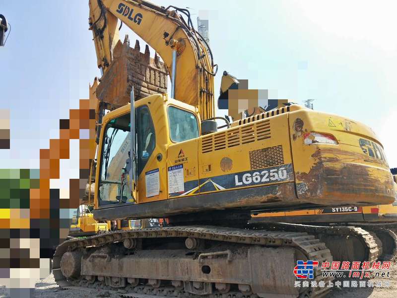 山西出售转让二手8000小时2013年临工LG6250挖掘机