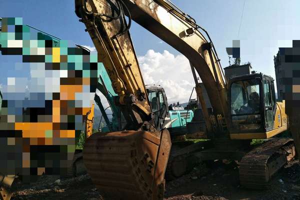 云南出售转让二手12112小时2010年住友SH240挖掘机