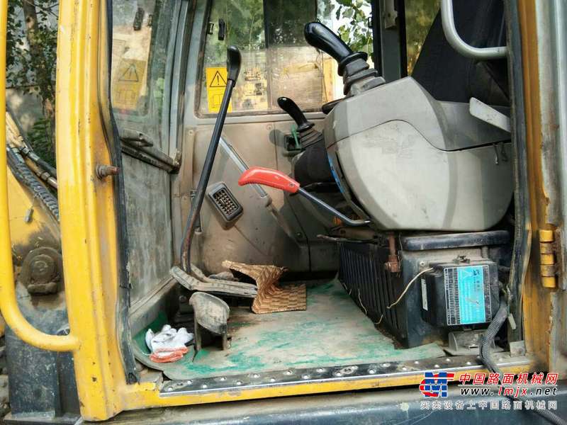 安徽出售转让二手8658小时2012年山重建机JCM906D挖掘机