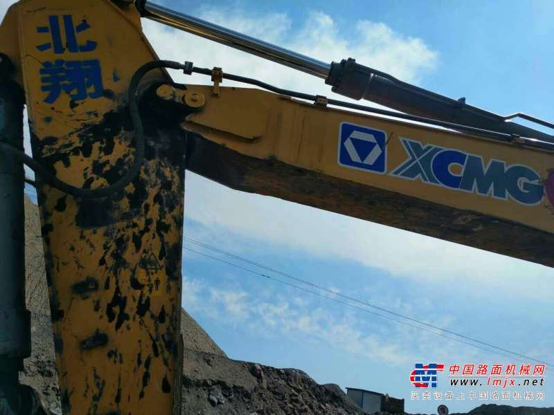 宁夏出售转让二手6800小时2013年徐工XE370C挖掘机