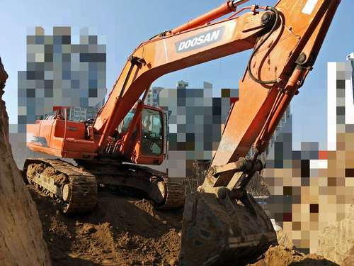 山西出售转让二手7500小时2011年斗山DH300挖掘机