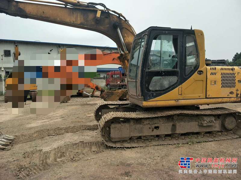 四川出售转让二手6353小时2009年柳工CLG915C挖掘机