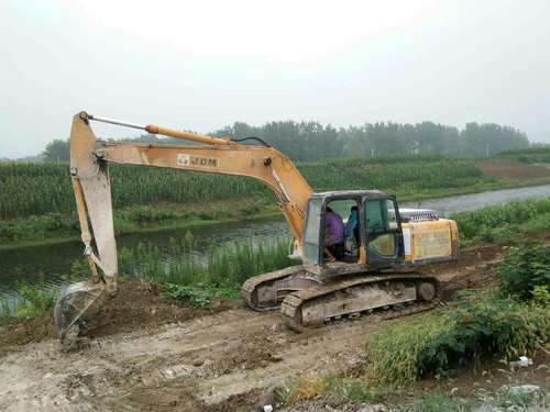 安徽出售转让二手10038小时2011年山重建机JCM921C挖掘机